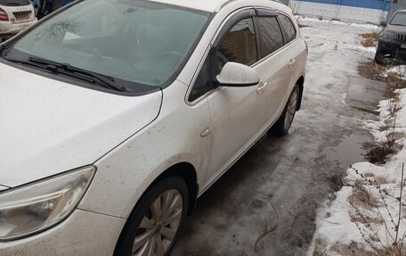 Opel Astra J, 2012 год, 800 000 рублей, 11 фотография