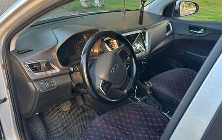 Hyundai Solaris II рестайлинг, 2019 год, 1 350 000 рублей, 12 фотография