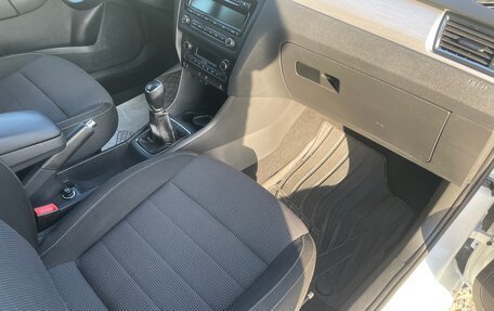 Skoda Rapid I, 2015 год, 959 000 рублей, 17 фотография