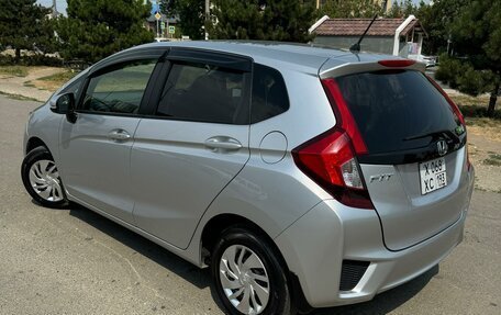 Honda Fit III, 2015 год, 1 280 000 рублей, 5 фотография