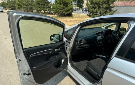 Honda Fit III, 2015 год, 1 280 000 рублей, 11 фотография