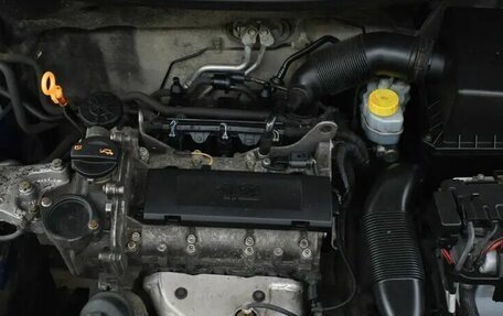 Skoda Fabia II, 2010 год, 380 000 рублей, 11 фотография