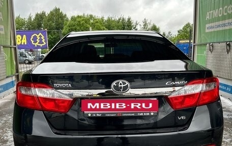 Toyota Camry, 2013 год, 1 600 000 рублей, 10 фотография