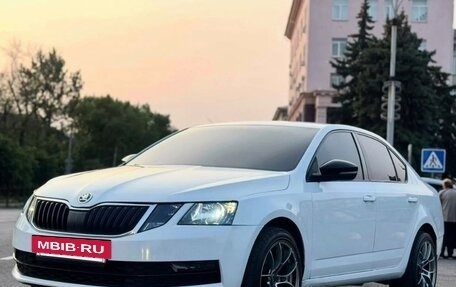 Skoda Octavia, 2017 год, 1 200 000 рублей, 5 фотография