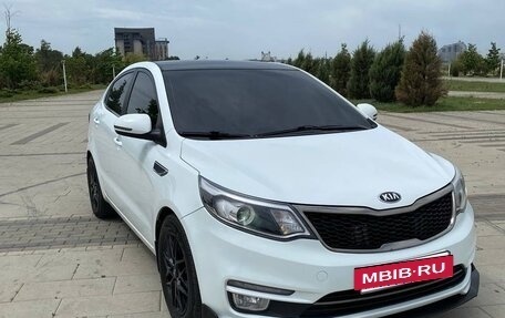 KIA Rio III рестайлинг, 2015 год, 875 000 рублей, 2 фотография