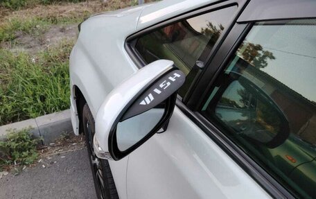 Toyota Wish II, 2013 год, 1 550 000 рублей, 4 фотография