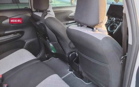 Toyota Wish II, 2013 год, 1 550 000 рублей, 2 фотография
