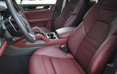 Porsche Cayenne III, 2025 год, 24 700 000 рублей, 11 фотография