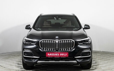 BMW X5, 2019 год, 4 900 000 рублей, 2 фотография