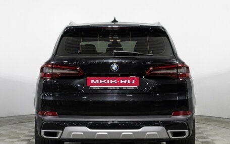 BMW X5, 2019 год, 4 900 000 рублей, 6 фотография