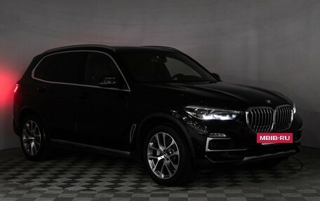 BMW X5, 2019 год, 4 900 000 рублей, 31 фотография