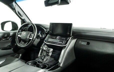 Toyota Land Cruiser, 2022 год, 8 499 000 рублей, 9 фотография
