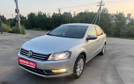 Volkswagen Passat B7, 2011 год, 750 000 рублей, 4 фотография