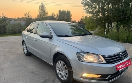 Volkswagen Passat B7, 2011 год, 750 000 рублей, 6 фотография