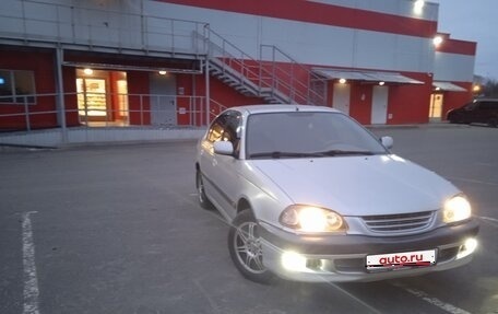 Toyota Avensis III рестайлинг, 2001 год, 320 000 рублей, 1 фотография