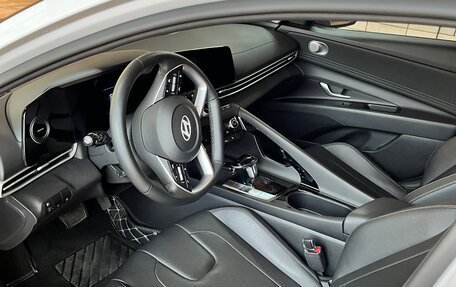 Hyundai Elantra, 2024 год, 2 270 000 рублей, 12 фотография