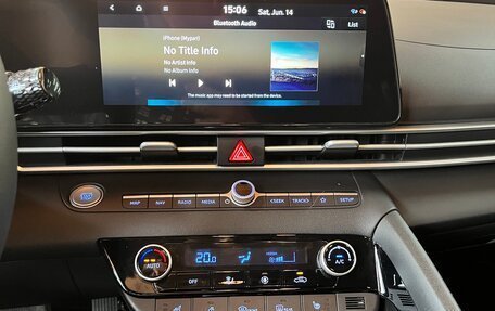 Hyundai Elantra, 2024 год, 2 270 000 рублей, 20 фотография