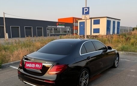 Mercedes-Benz E-Класс, 2017 год, 3 600 000 рублей, 3 фотография