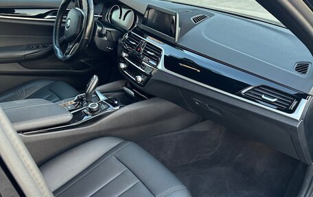BMW 5 серия, 2019 год, 2 300 000 рублей, 9 фотография