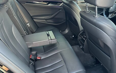 BMW 5 серия, 2019 год, 2 300 000 рублей, 10 фотография
