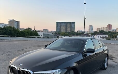 BMW 5 серия, 2019 год, 2 300 000 рублей, 4 фотография