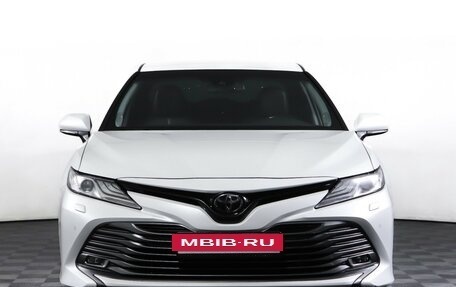 Toyota Camry, 2019 год, 2 799 000 рублей, 2 фотография