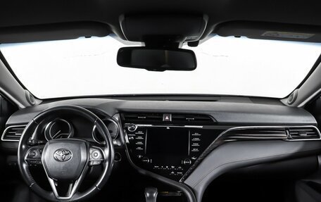 Toyota Camry, 2019 год, 2 799 000 рублей, 13 фотография