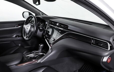Toyota Camry, 2019 год, 2 799 000 рублей, 11 фотография