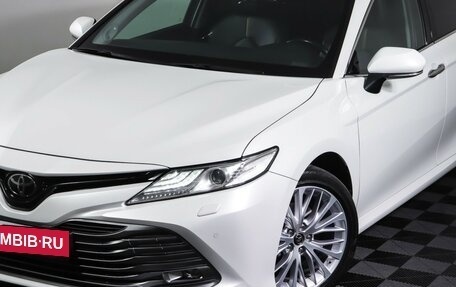 Toyota Camry, 2019 год, 2 799 000 рублей, 26 фотография