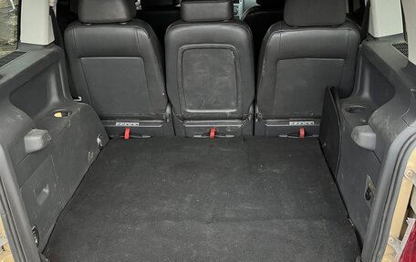 Volkswagen Touran III, 2010 год, 850 000 рублей, 5 фотография
