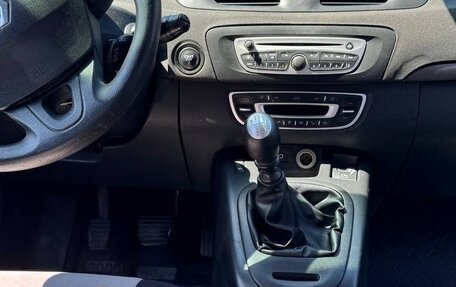 Renault Scenic III, 2010 год, 600 000 рублей, 18 фотография
