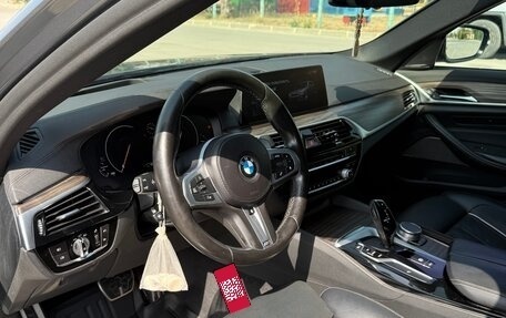 BMW 5 серия, 2018 год, 4 200 000 рублей, 6 фотография