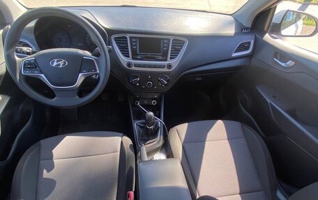 Hyundai Solaris II рестайлинг, 2021 год, 1 297 000 рублей, 15 фотография