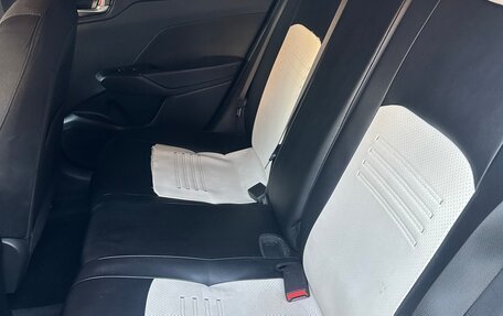 Hyundai Solaris II рестайлинг, 2017 год, 1 400 000 рублей, 8 фотография