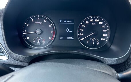 Hyundai Solaris II рестайлинг, 2017 год, 1 400 000 рублей, 13 фотография