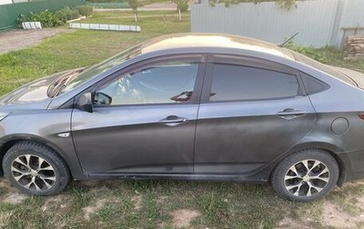 Hyundai Solaris II рестайлинг, 2011 год, 700 000 рублей, 1 фотография