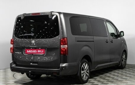 Peugeot Traveller I, 2017 год, 2 797 989 рублей, 5 фотография