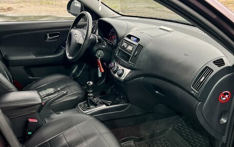 Hyundai Elantra IV, 2010 год, 700 000 рублей, 21 фотография