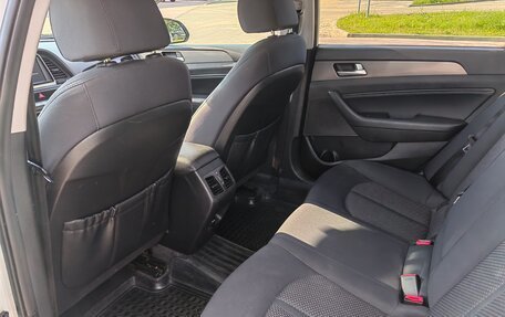 Hyundai Sonata VII, 2018 год, 1 670 000 рублей, 6 фотография