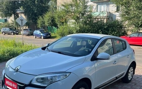 Renault Megane III, 2012 год, 465 000 рублей, 2 фотография