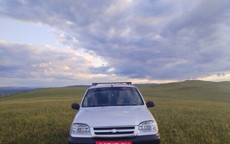 Chevrolet Niva I рестайлинг, 2008 год, 351 000 рублей, 6 фотография
