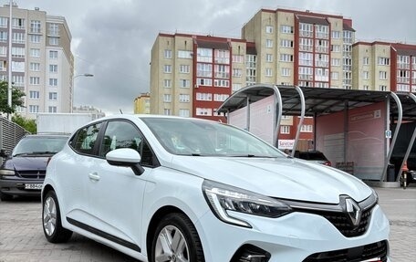Renault Clio V, 2021 год, 1 490 000 рублей, 2 фотография