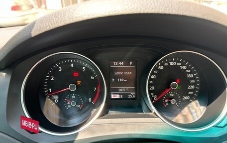 Volkswagen Jetta VI, 2016 год, 1 360 000 рублей, 18 фотография