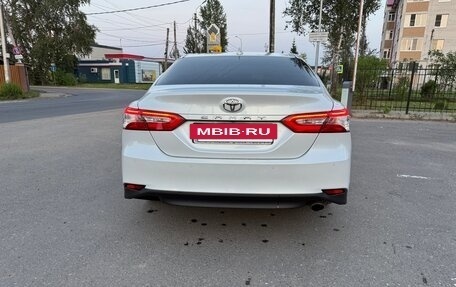 Toyota Camry, 2021 год, 3 350 000 рублей, 3 фотография