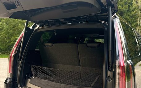 Cadillac Escalade IV, 2018 год, 5 800 000 рублей, 3 фотография