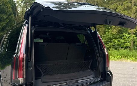 Cadillac Escalade IV, 2018 год, 5 800 000 рублей, 7 фотография