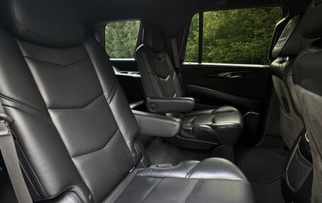 Cadillac Escalade IV, 2018 год, 5 800 000 рублей, 30 фотография