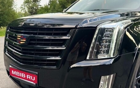 Cadillac Escalade IV, 2018 год, 5 800 000 рублей, 28 фотография