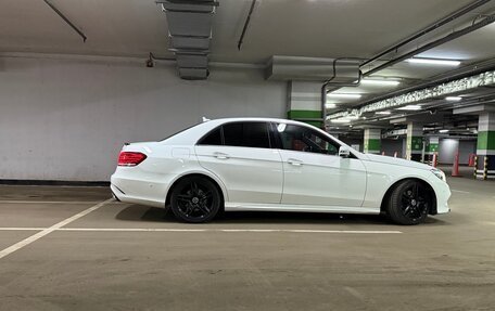 Mercedes-Benz E-Класс, 2013 год, 2 300 000 рублей, 3 фотография