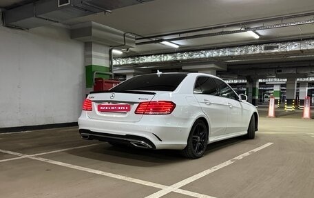 Mercedes-Benz E-Класс, 2013 год, 2 300 000 рублей, 2 фотография